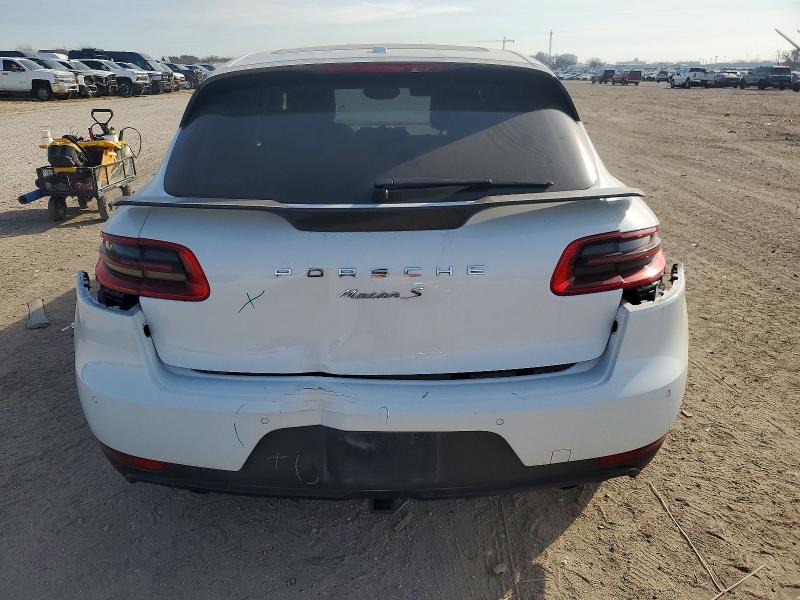 Photo 6 from auction – 2016 PORSCHE MACAN S with VIN WP1AB2A57GLB46097