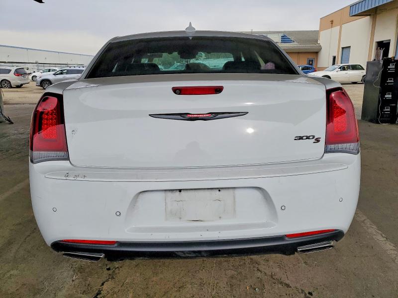 Photo 6 from auction – 2022 CHRYSLER 300 with VIN 2C3CCABG0NH167745