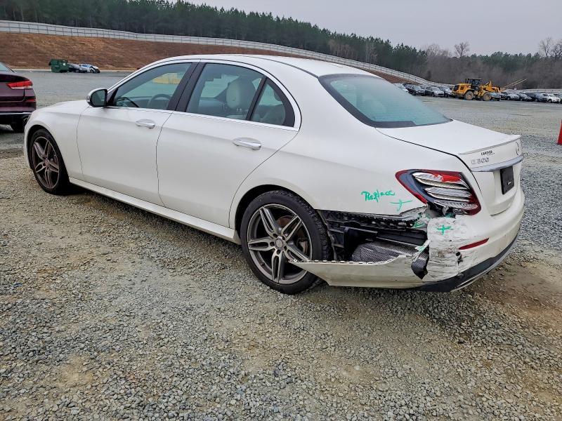 Photo 2 from auction – 2017 MERCEDES-BENZ E 300 with VIN WDDZF4JB0HA151851