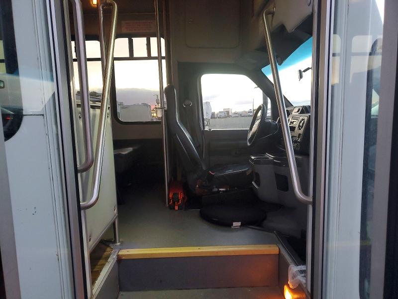 Photo 11 from auction – 2012 FORD ECONOLINE with VIN 1FDEE3FL0CDB04894