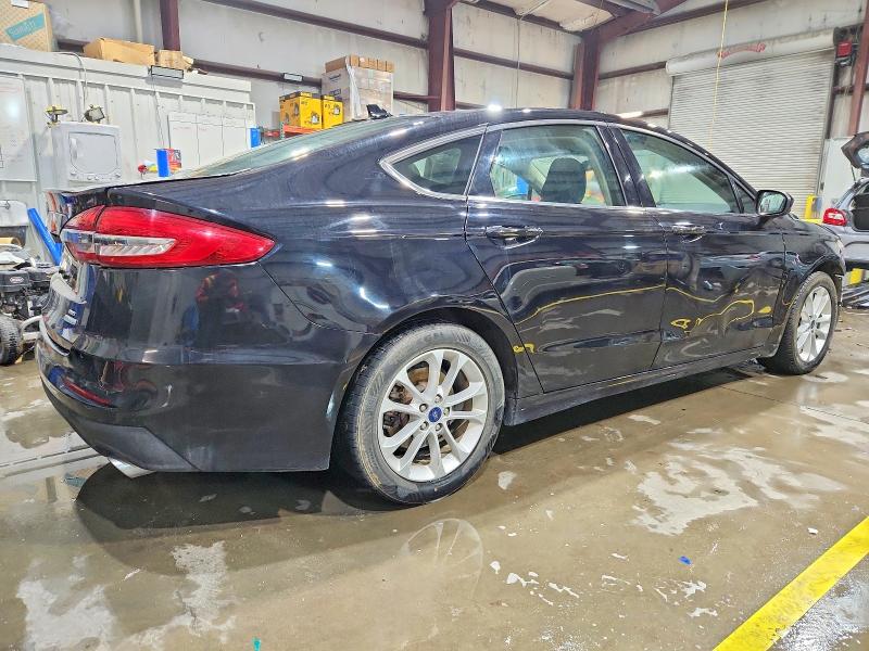 Photo 3 from auction – 2020 FORD FUSION with VIN 3FA6P0HD0LR220617