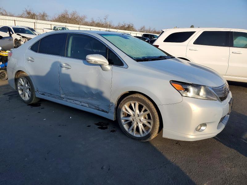 Photo 4 from auction – 2010 LEXUS HS 250H with VIN JTHBB1BA0A2003371