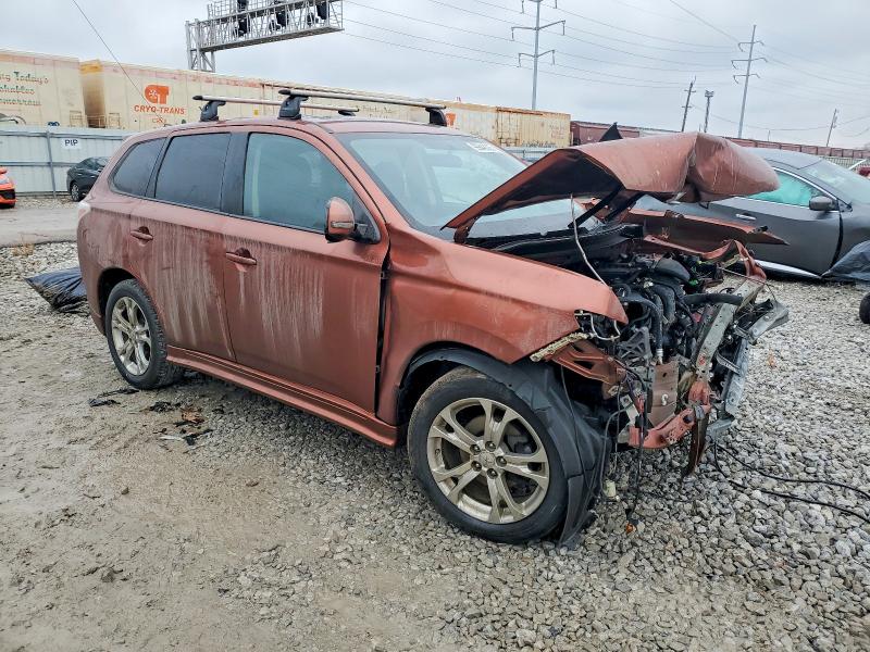 Photo 4 from auction – 2014 MITSUBISHI OUTLANDER with VIN JA4AD3A37EZ005907