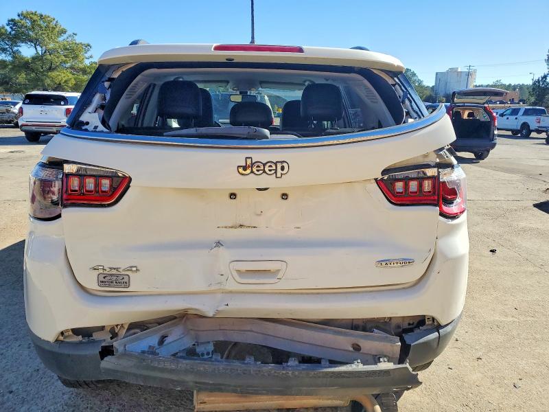 Photo 6 from auction – 2018 JEEP COMPASS LA with VIN 3C4NJDBB0JT418927