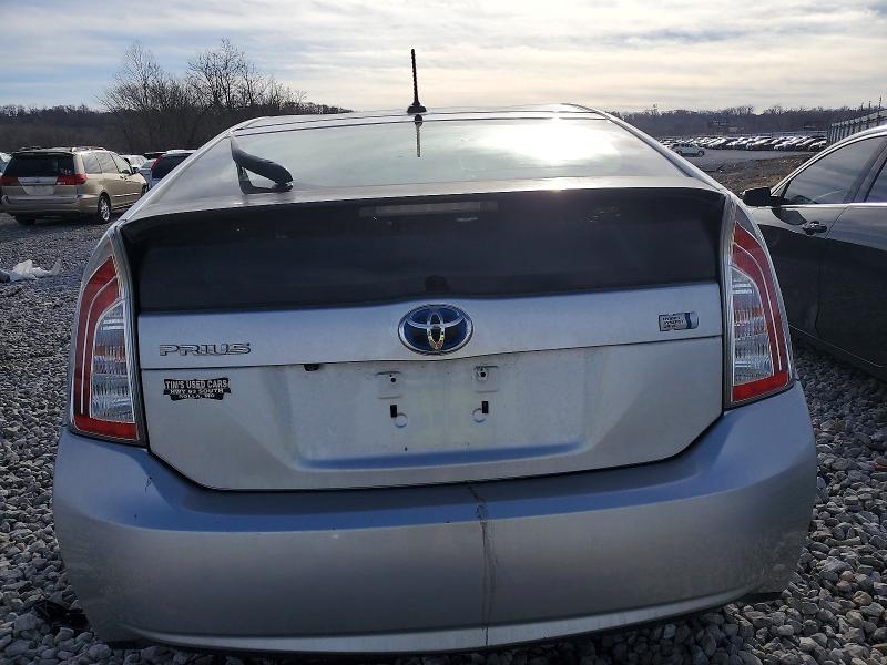 Photo 6 from auction – 2013 TOYOTA PRIUS with VIN JTDKN3DU4D1652239