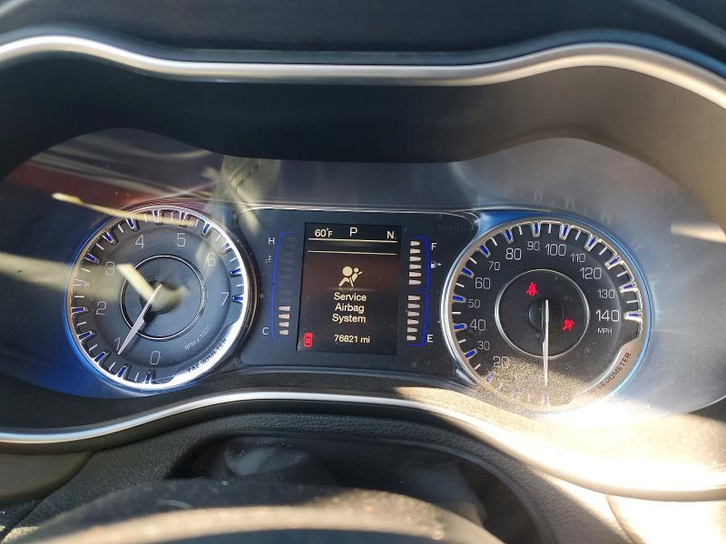 Photo 9 from auction – 2016 CHRYSLER 200 with VIN 1C3CCCAB4GN128281