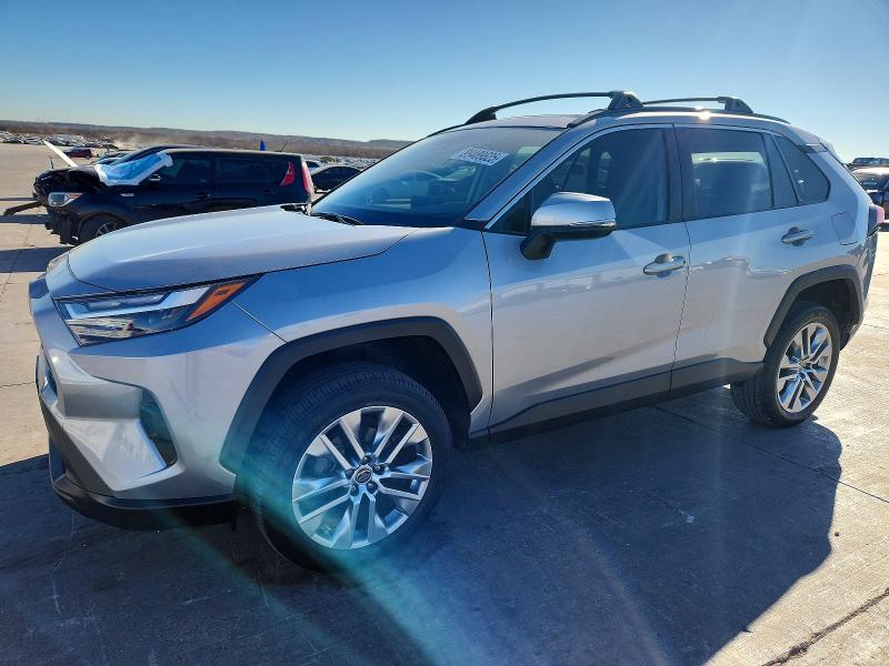 Photo 1 from auction – 2022 TOYOTA RAV4 XLE P with VIN 2T3C1RFV5NW228449