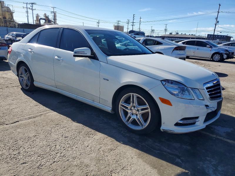 Photo 4 from auction – 2012 MERCEDES-BENZ E 350 with VIN WDDHF5KBXCA553014