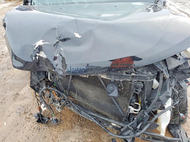 Photo 12 from auction – 2019 JEEP GRAND CHER with VIN 1C4RJFAG1KC548156