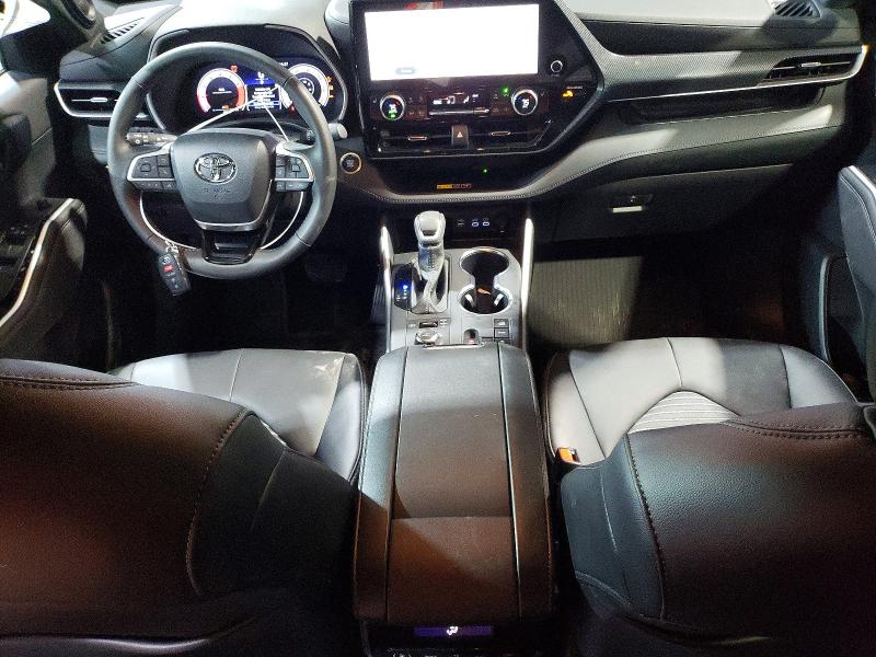 Photo 8 from auction – 2026 TOYOTA HIGHLANDER with VIN 5TDKDRBH7TS597119