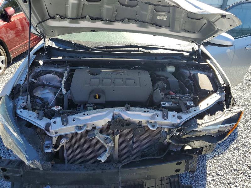 Photo 11 from auction – 2018 TOYOTA COROLLA with VIN 5YFBURHE9JP776068
