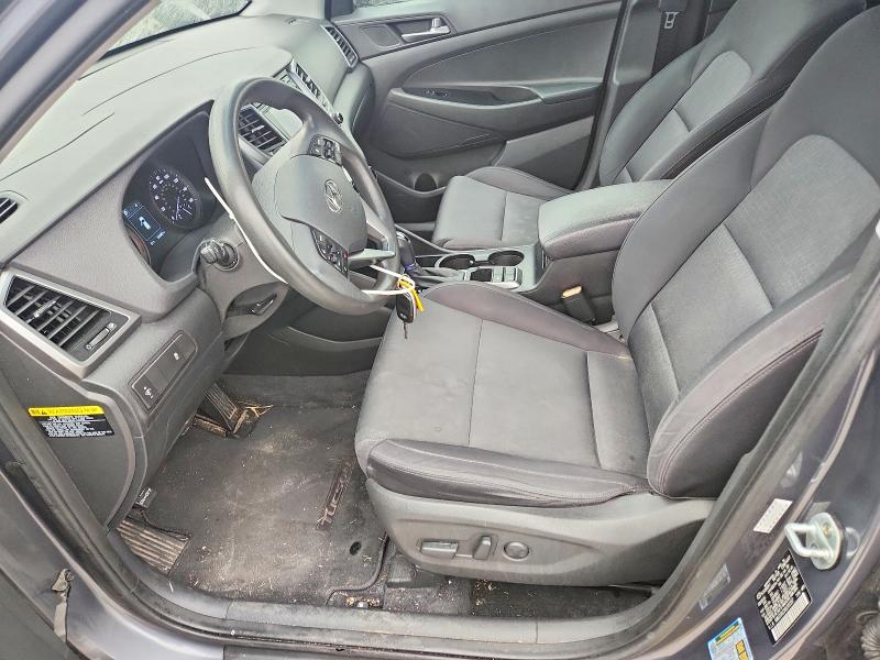 Photo 7 from auction – 2016 HYUNDAI TUCSON with VIN KM8J33A23GU181557