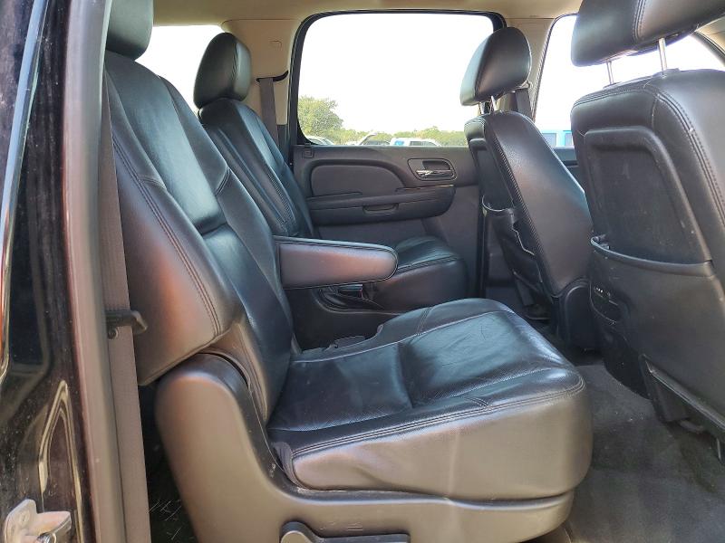 Photo 11 from auction – 2012 CHEVROLET SUBURBAN K with VIN 1GNSKKE75CR283913