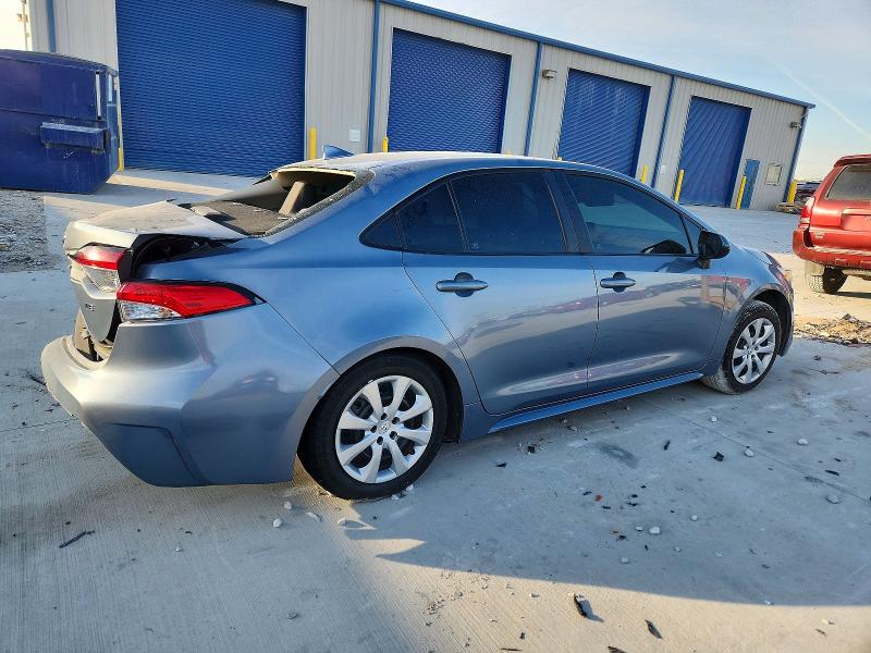 Photo 3 from auction – 2022 TOYOTA COROLLA with VIN 5YFEPMAE0NP376083