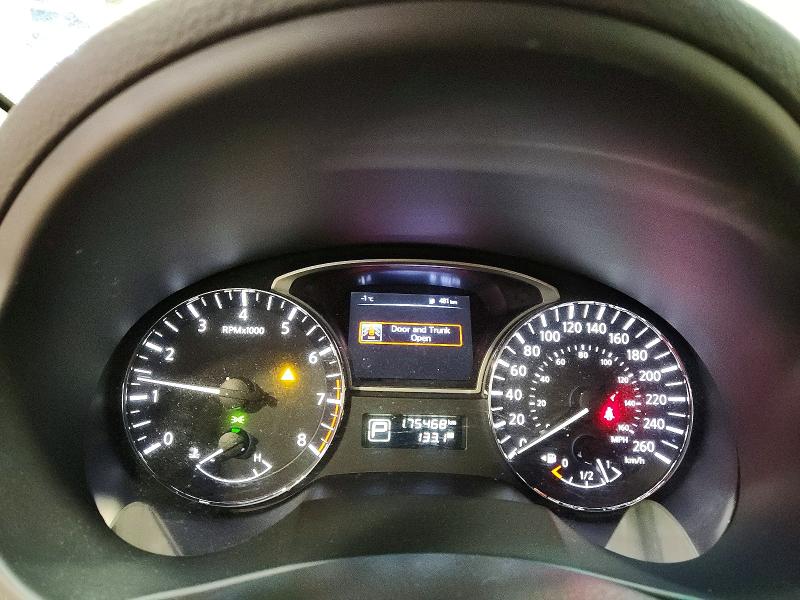 Photo 9 from auction – 2015 NISSAN ALTIMA 2.5 with VIN 1N4AL3AP0FN374571