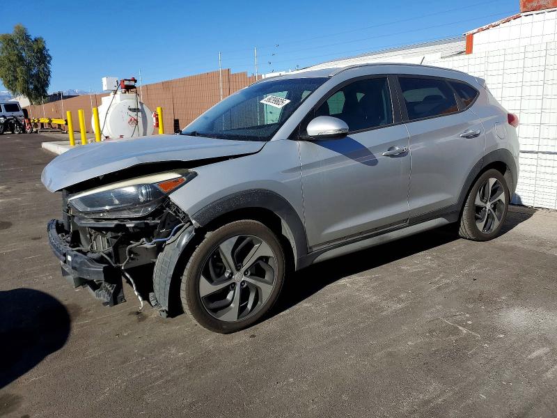 HYUNDAI TUCSON 2017 with VIN KM8J33A28HU486764 - Photo from auction