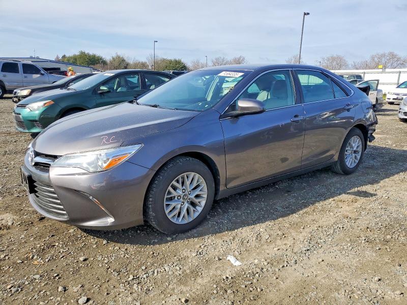TOYOTA CAMRY LE 2016 with VIN 4T4BF1FK0GR570428 - Photo from auction
