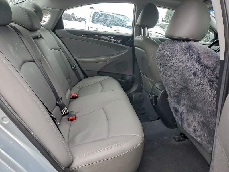 Photo 10 from auction – 2011 HYUNDAI SONATA SE with VIN 5NPEC4AC3BH019886