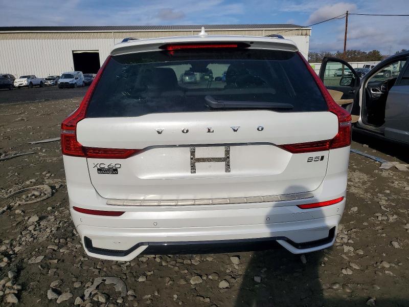 Photo 6 from auction – 2024 VOLVO XC60 with VIN YV4L12RK5R1874133