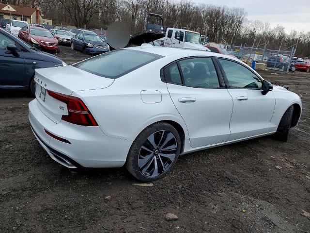 Photo 3 from auction – 2022 VOLVO S60 with VIN 7JRL12FZ8NG174720