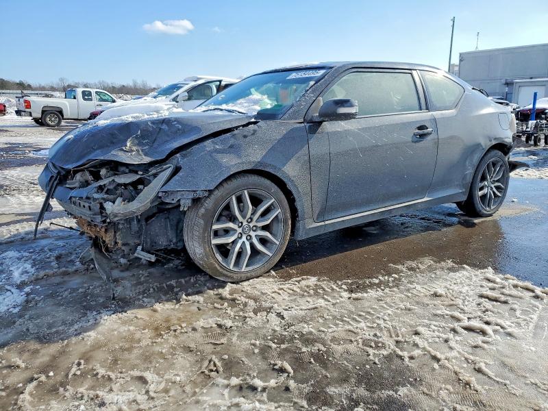 TOYOTA SCION TC 2014 with VIN JTKJF5C70E3085025 - Photo from auction