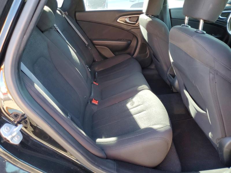 Photo 10 from auction – 2016 CHRYSLER 200 LIMITE with VIN 1C3CCCAB8GN108129