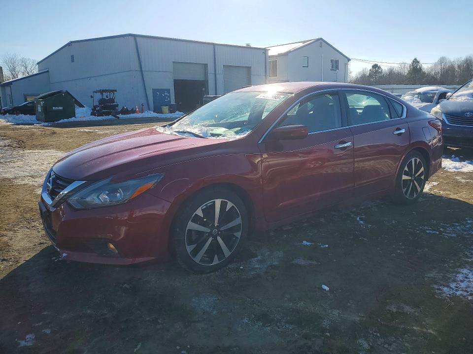 NISSAN ALTIMA 2018 with VIN 1N4AL3AP6JC107388 - Photo from auction