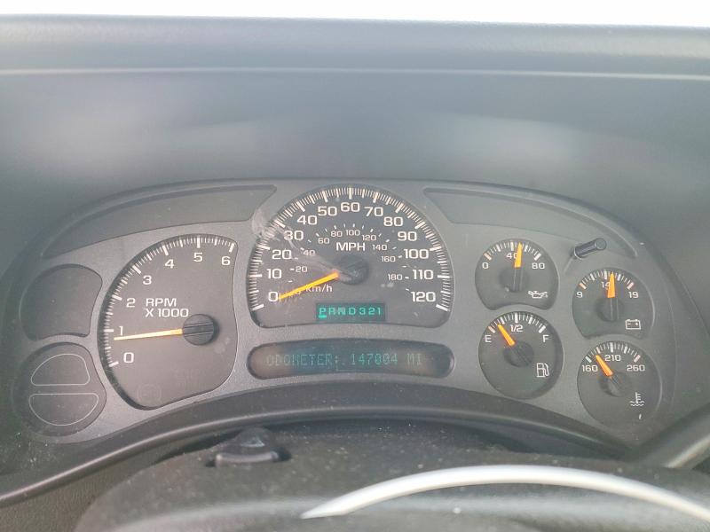 Photo 9 from auction – 2004 CHEVROLET SILVERADO with VIN 1GCEC14X44Z311314