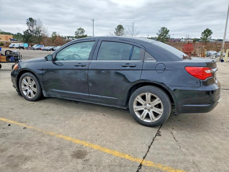 Photo 2 from auction – 2012 CHRYSLER 200 TOURIN with VIN 1C3CCBBB7CN302816