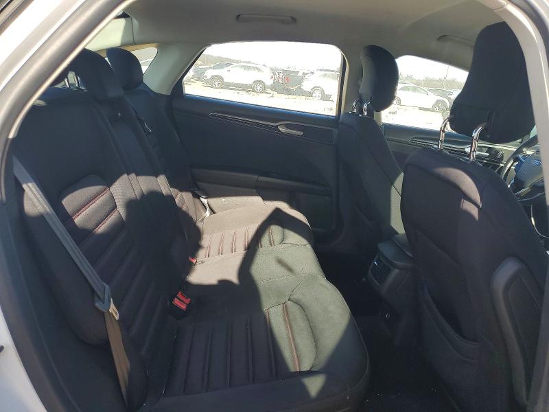 Photo 10 from auction – 2013 FORD FUSION SE with VIN 3FA6P0HR5DR343259