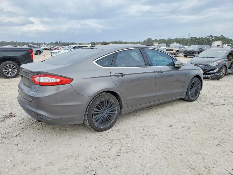 Photo 3 from auction – 2014 FORD FUSION SE with VIN 3FA6P0HD9ER140512