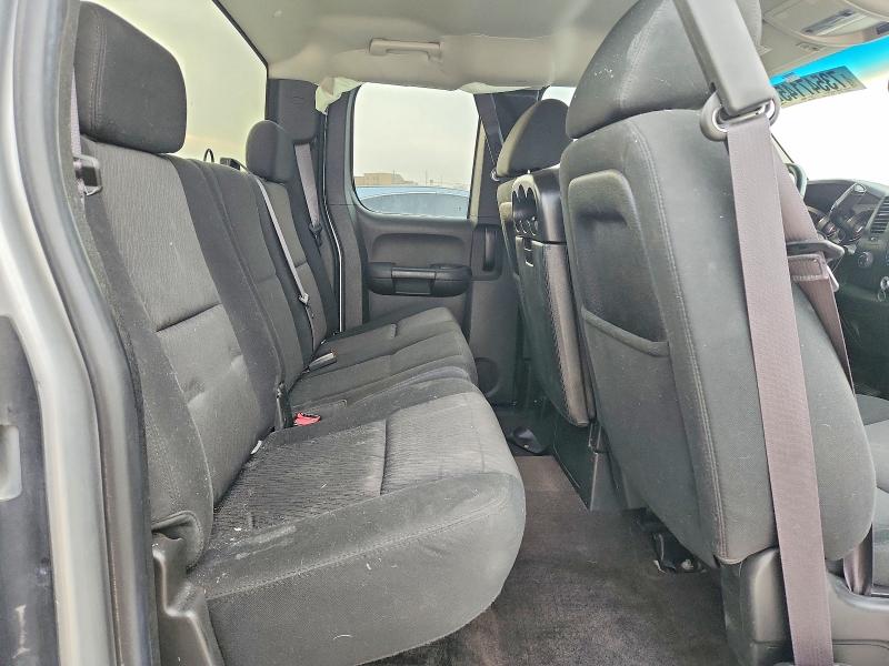 Photo 10 from auction – 2013 CHEVROLET SILVERADO with VIN 1GCRKSE78DZ271053