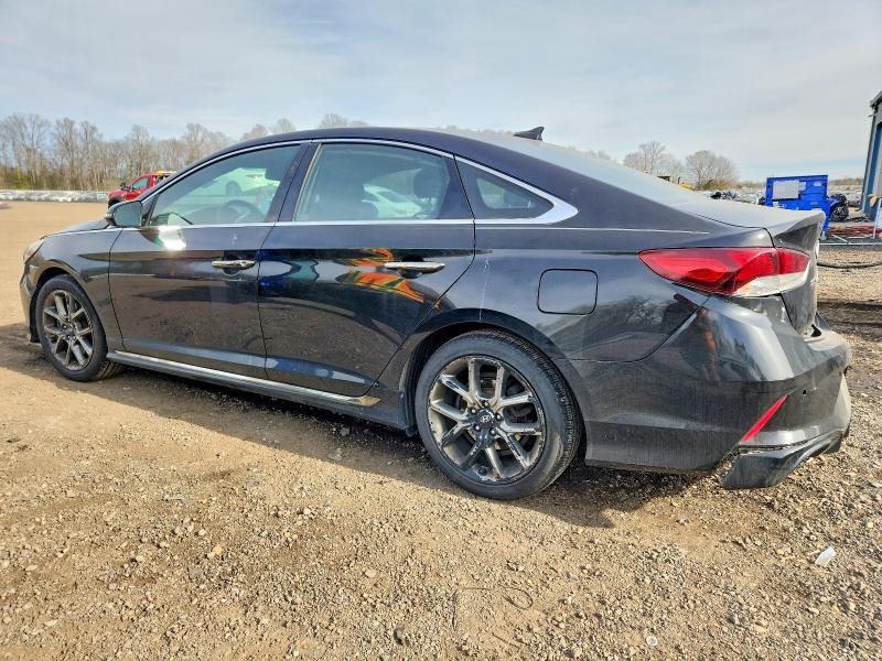 Photo 2 from auction – 2018 HYUNDAI SONATA SPO with VIN 5NPE34AB5JH616379