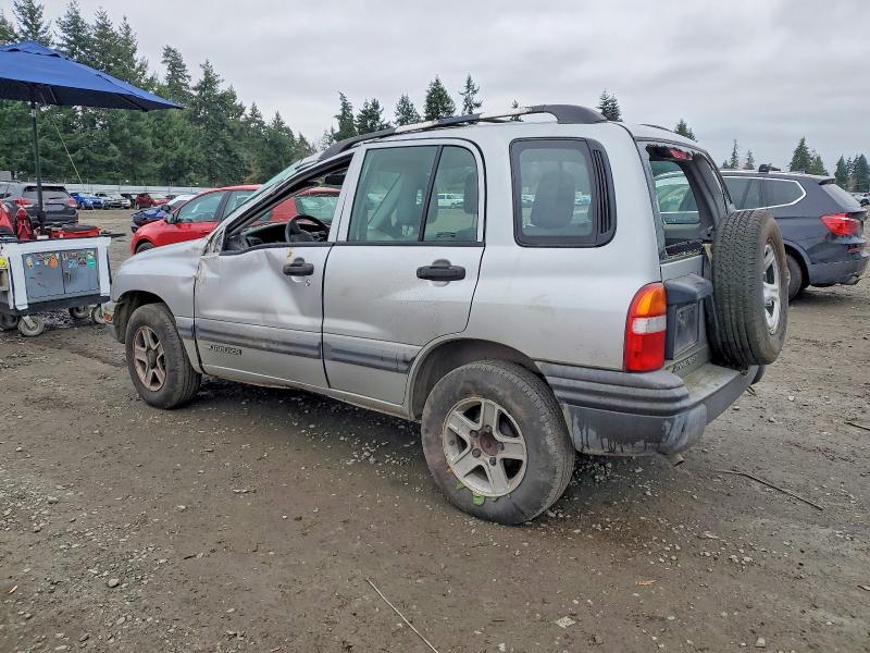 Photo 2 from auction – 2002 CHEVROLET TRACKER with VIN 2CNBJ13C026911162