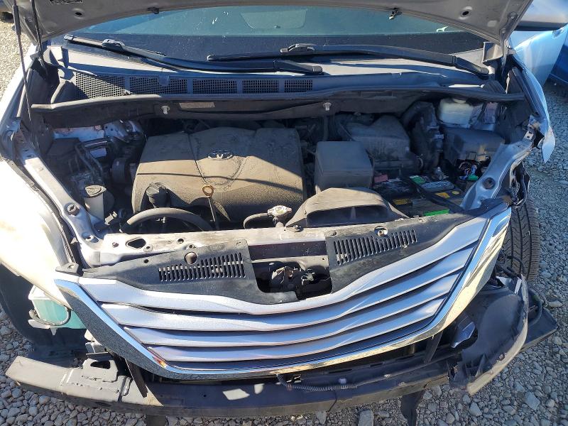 Photo 12 from auction – 2017 TOYOTA SIENNA with VIN 5TDKZ3DC6HS833525