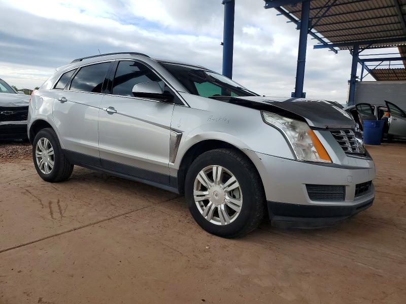 Photo 4 from auction – 2013 CADILLAC SRX with VIN 3GYFNAE33DS633959
