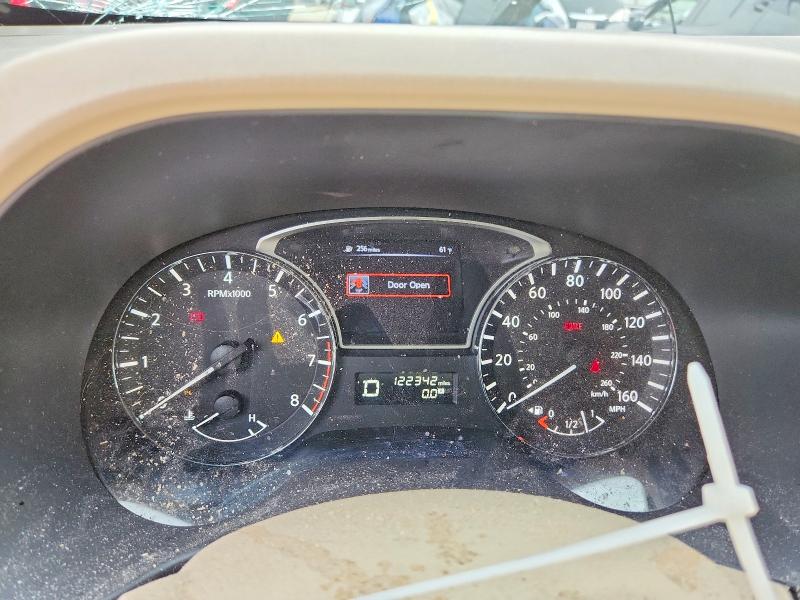 Photo 9 from auction – 2013 NISSAN PATHFINDER with VIN 5N1AR2MN4DC651997