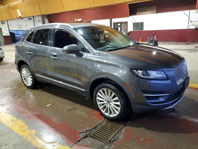 Photo 4 from auction – 2019 LINCOLN MKC with VIN 5LMCJ1D96KUL11686