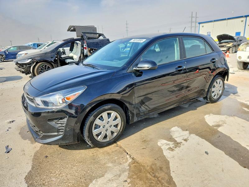 KIA RIO S 2023 с VIN 3KPA25AD2PE596243 - Снимка от търг