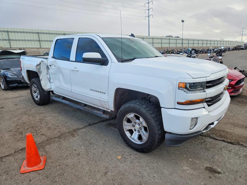 Photo 4 from auction – 2018 CHEVROLET SILVERADO with VIN 3GCUKREC6JG123382
