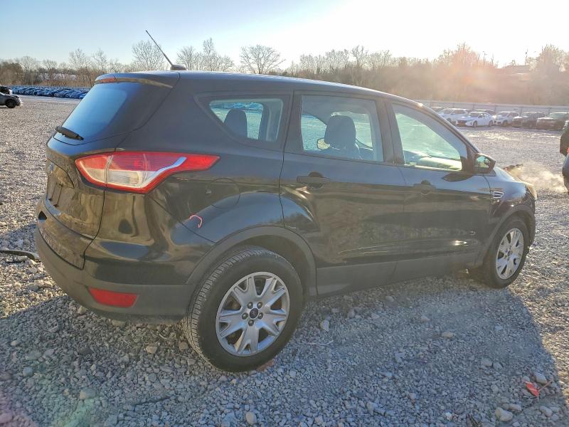 Foto 3 de la subasta – 2013 FORD ESCAPE S con VIN 1FMCU0F73DUB62284