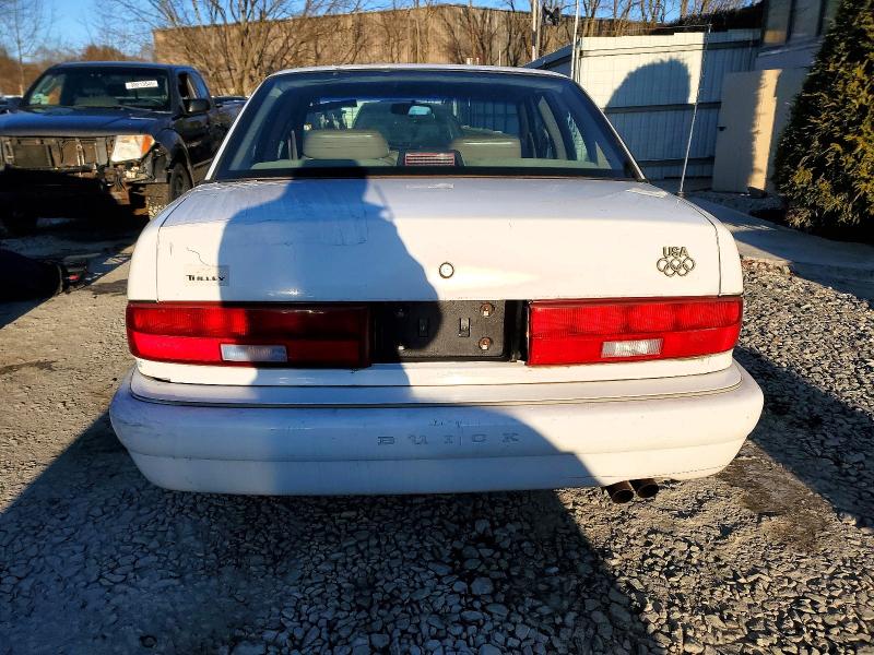 Photo 6 from auction – 1996 BUICK REGAL CUST with VIN 2G4WB52K9T1479877