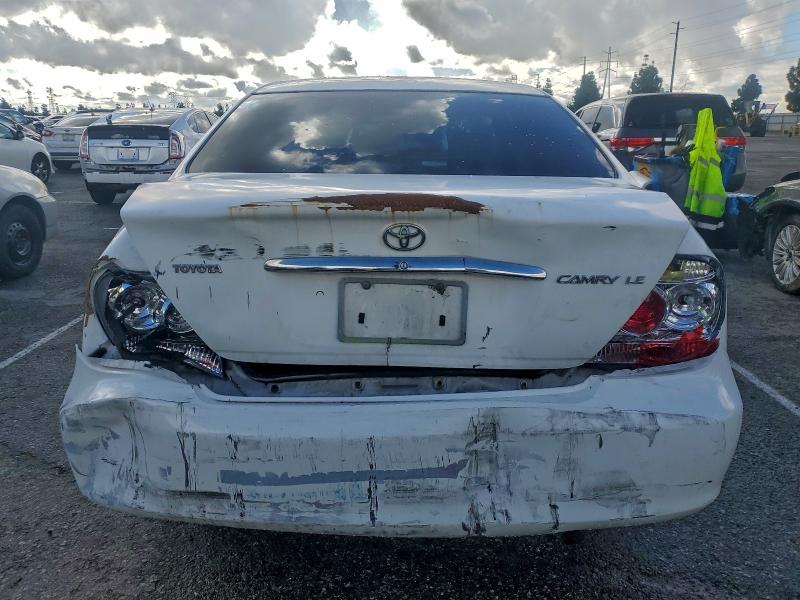 Photo 6 from auction – 2005 TOYOTA CAMRY LE with VIN 4T1BE32K75U423910