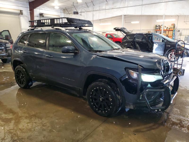 Photo 4 from auction – 2019 JEEP CHEROKEE L with VIN 1C4PJLCB0KD396291