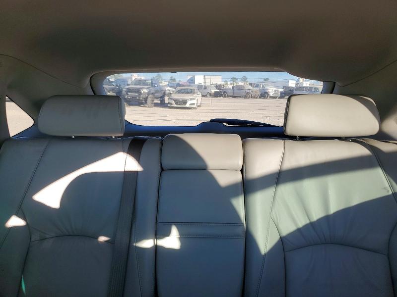 Photo 10 from auction – 2005 LEXUS RX with VIN 2T2GA31U75C020995