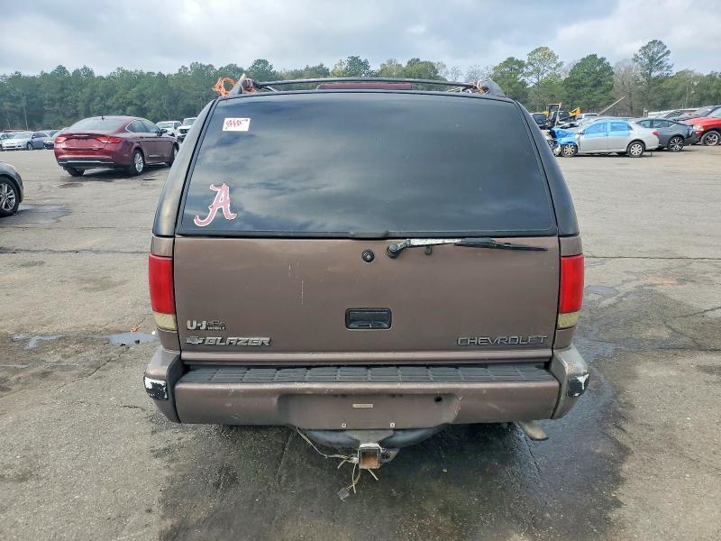 Photo 6 from auction – 1997 CHEVROLET BLAZER with VIN 1GNCS13W8V2222558