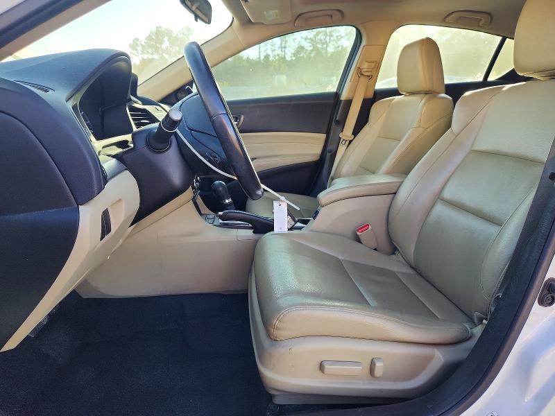 Photo 7 from auction – 2017 ACURA ILX BASE W with VIN 19UDE2F38HA004403