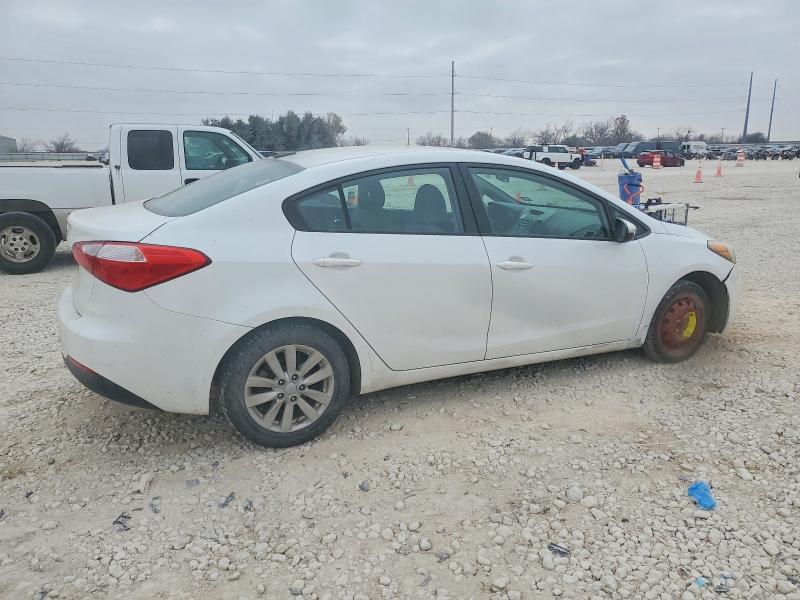 Photo 3 from auction – 2014 KIA FORTE with VIN KNAFX4A64E5134890