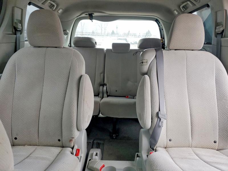 Photo 10 from auction – 2011 TOYOTA SIENNA LE with VIN 5TDKK3DC2BS099865