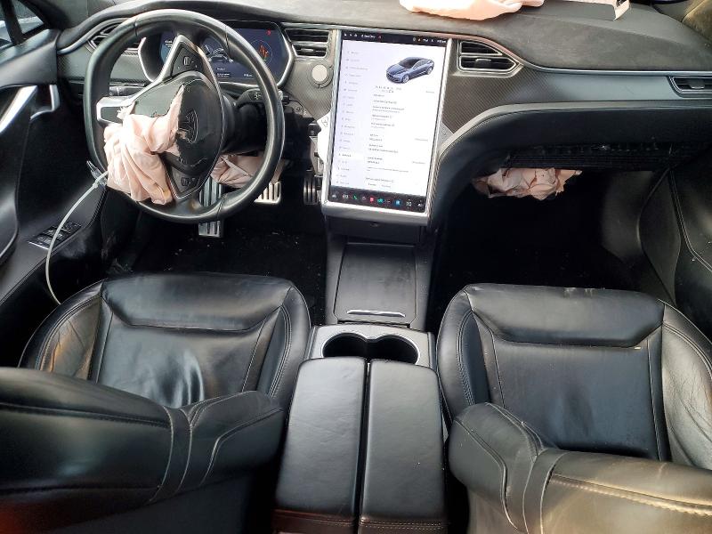 Photo 8 from auction – 2016 TESLA MODEL S with VIN 5YJSA1E23GF122305